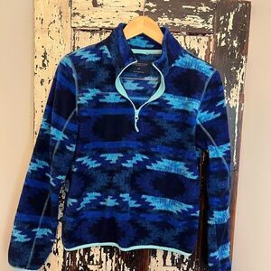 Women’s Aeropostale Aztec/southwestern pattern 1/4 pullover.  Size M.